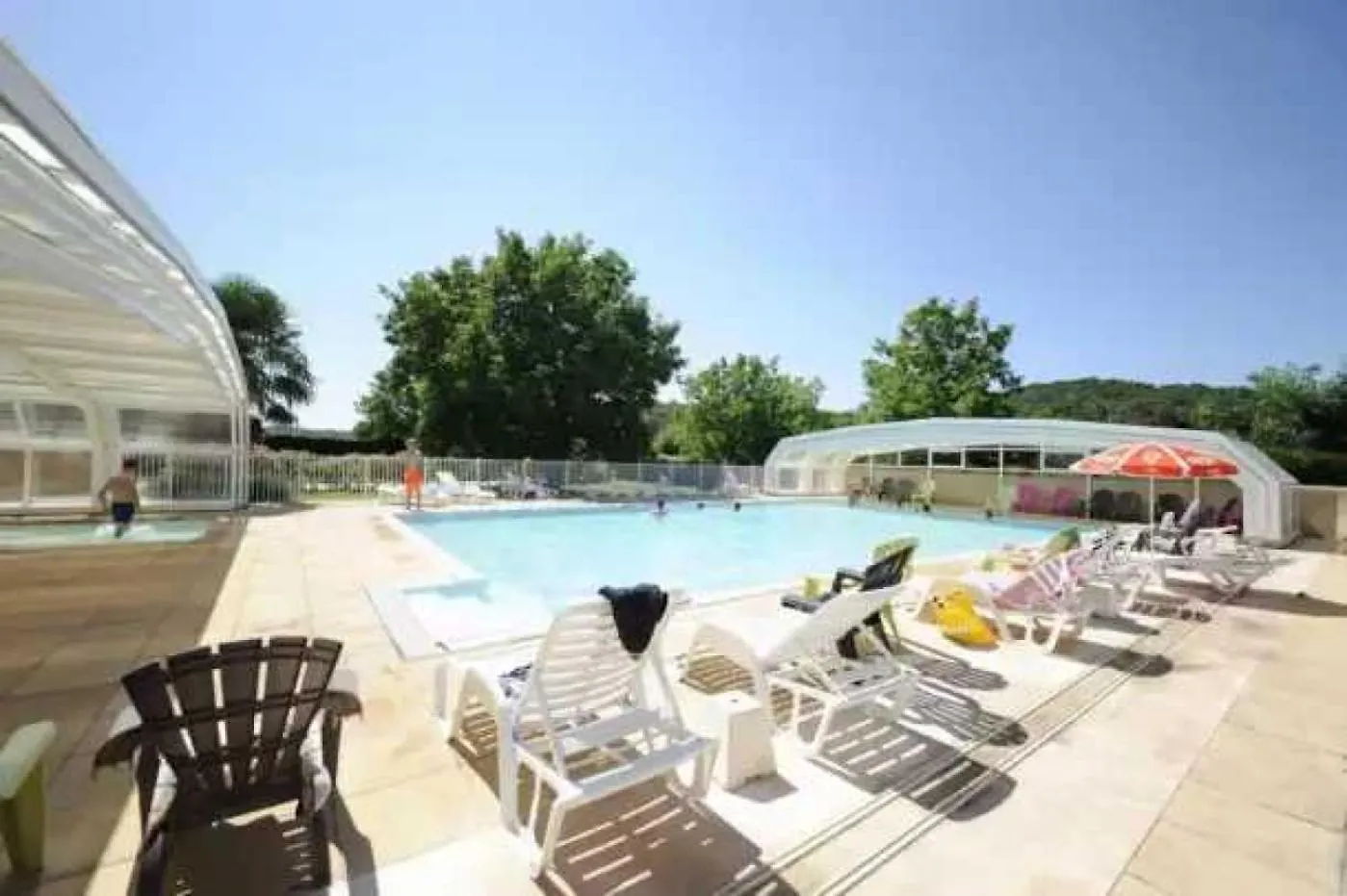 Campsite Camping 4 Etoiles - Piscine - Eed0Eh Thegra France